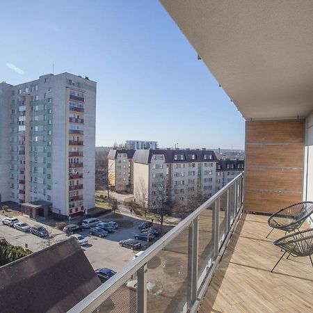 Urban Jungle - Sara Apartment Білосток Екстер'єр фото