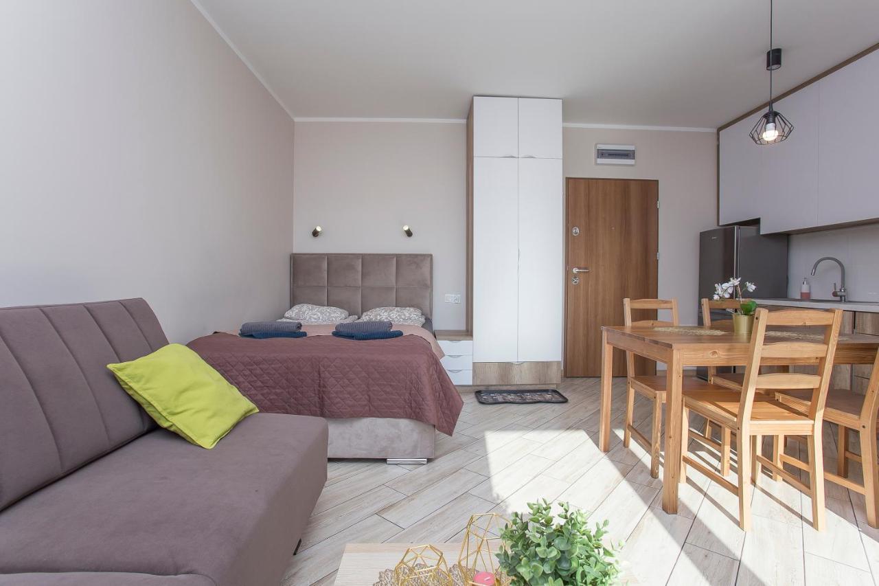 Urban Jungle - Sara Apartment Білосток Екстер'єр фото