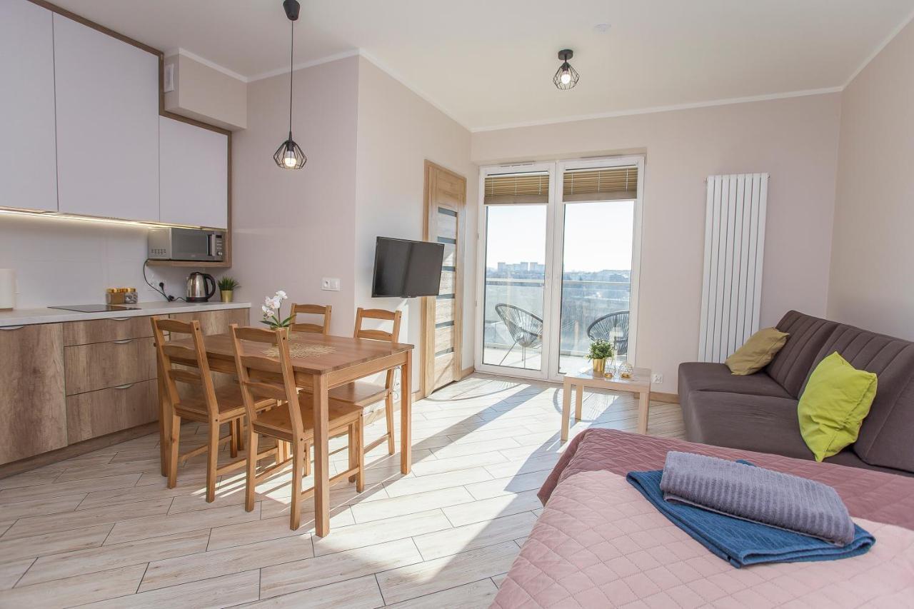 Urban Jungle - Sara Apartment Білосток Екстер'єр фото